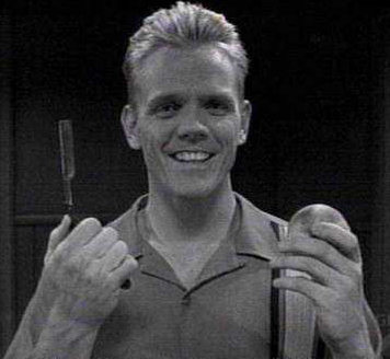 Christopher Titus and a razor