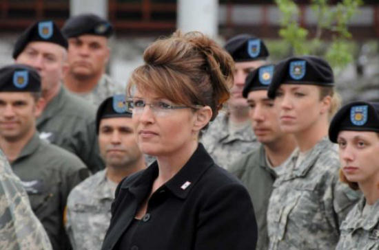Governor Sarah Palin and Alaska National Guard troops