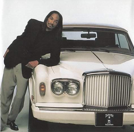Snoop Dogg and fancy car