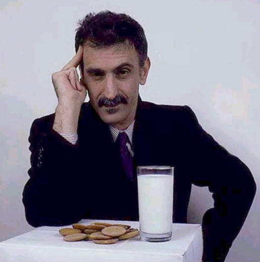 Zappa-milk-cookies.jpg